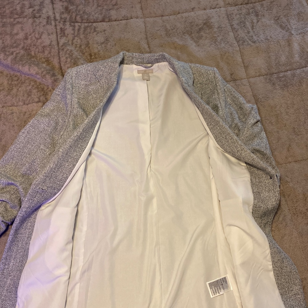 Blazer - Picture 3 of 4